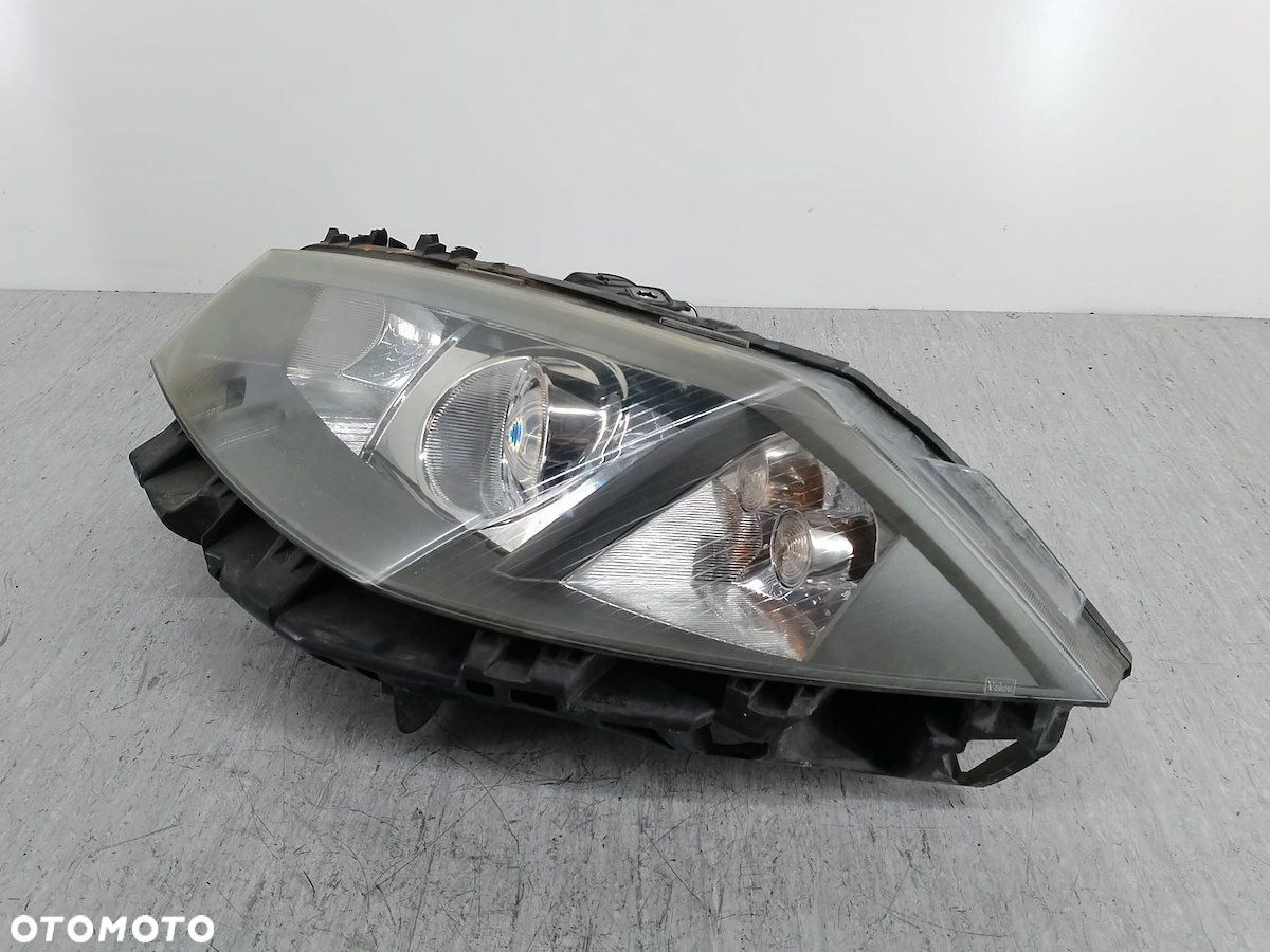 LAMPA PRZÓD LEWA XENON RENAULT MEGANE II 7701054660 89307035 - 9