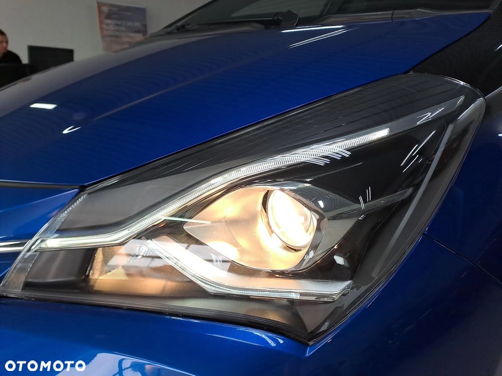 Toyota Yaris Hybrid 100 Selection Passion - 9