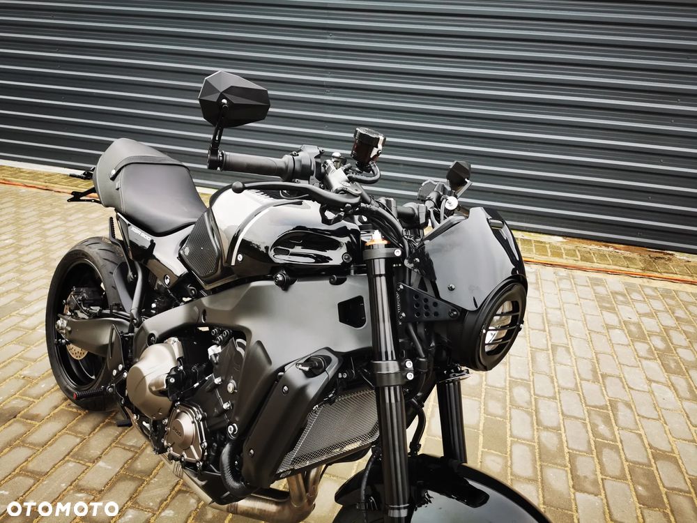 Yamaha XSR - 24