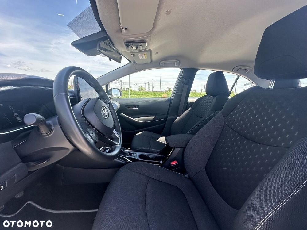 Toyota Corolla 1.8 Hybrid Comfort - 10