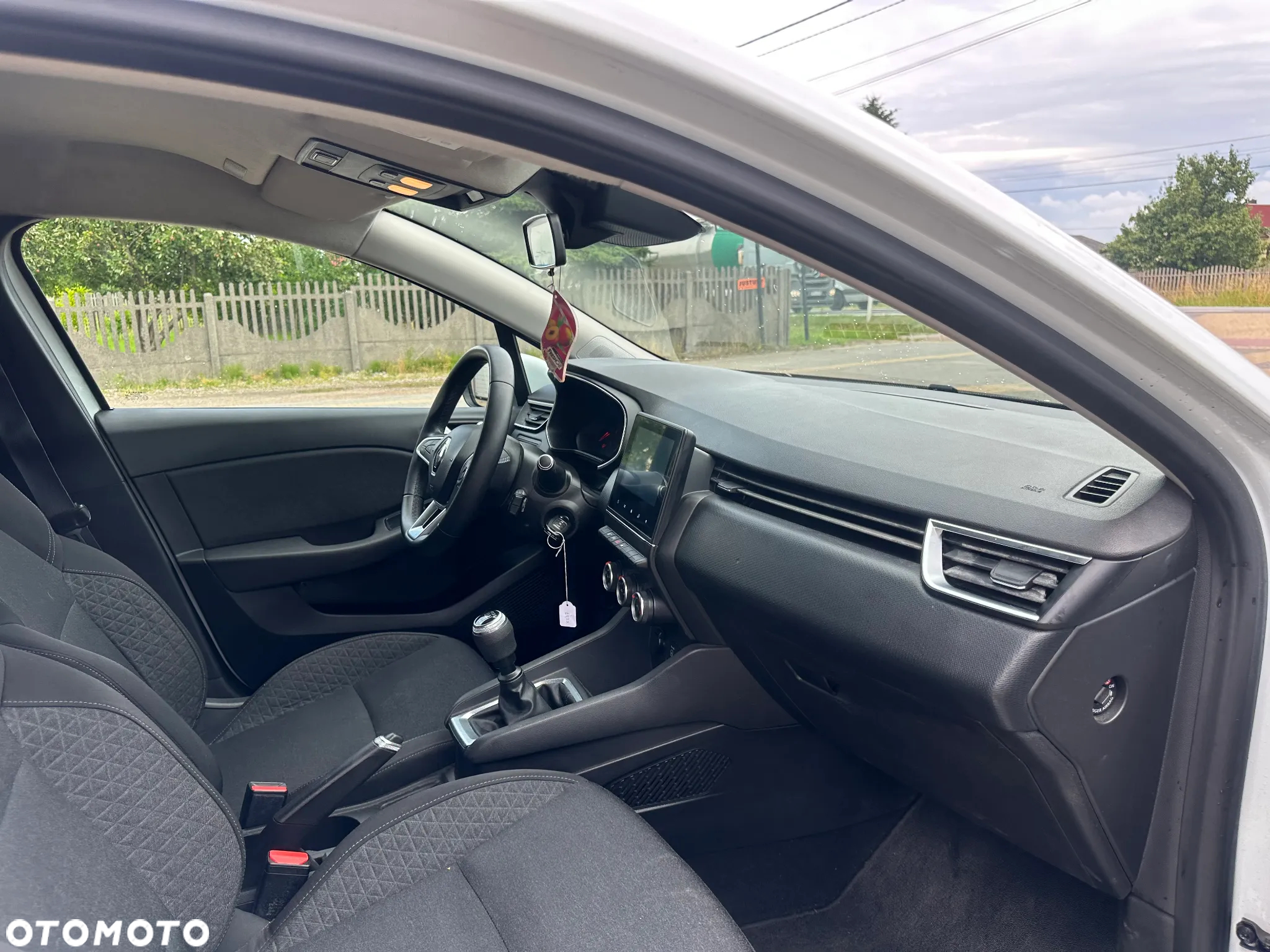 Renault Clio BLUE dCi 85 BUSINESS EDITION - 10