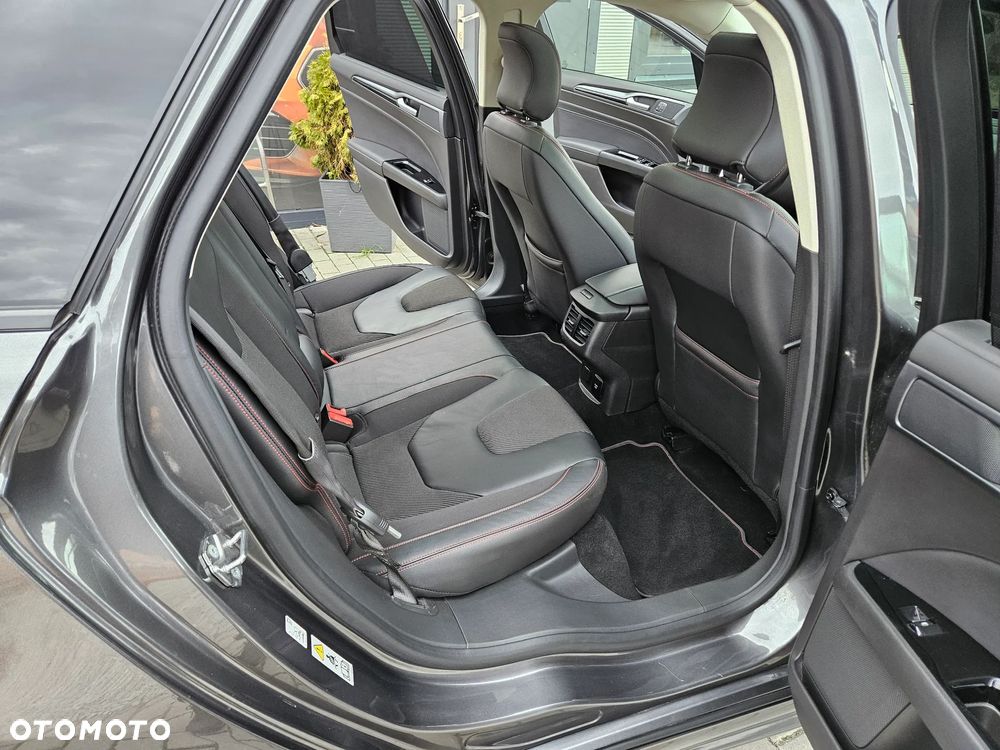 Ford Mondeo 2.0 TDCi Bi-Turbo ST-Line PowerShift - 18