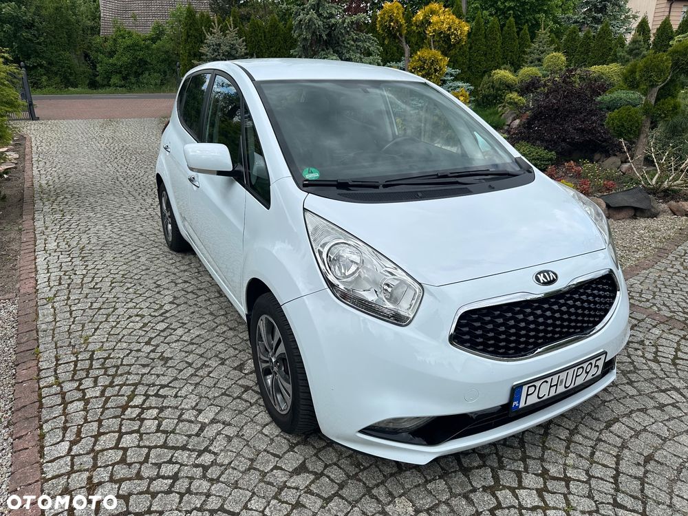 Kia Venga - 4