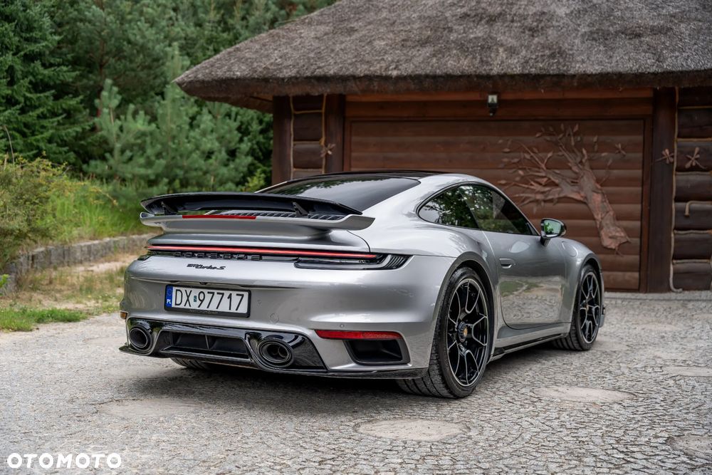Porsche 911 Turbo S - 14