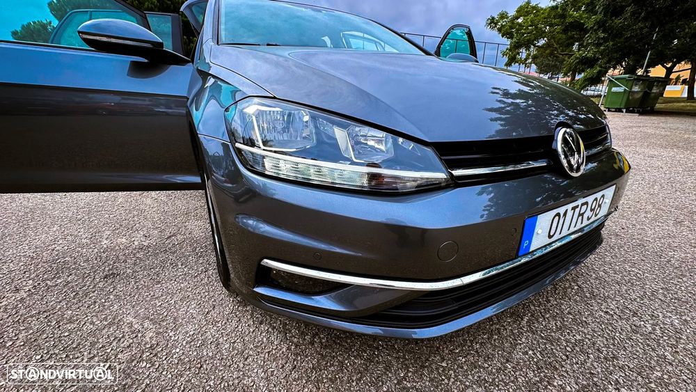 VW Golf 1.6 TDI Confortline - 8