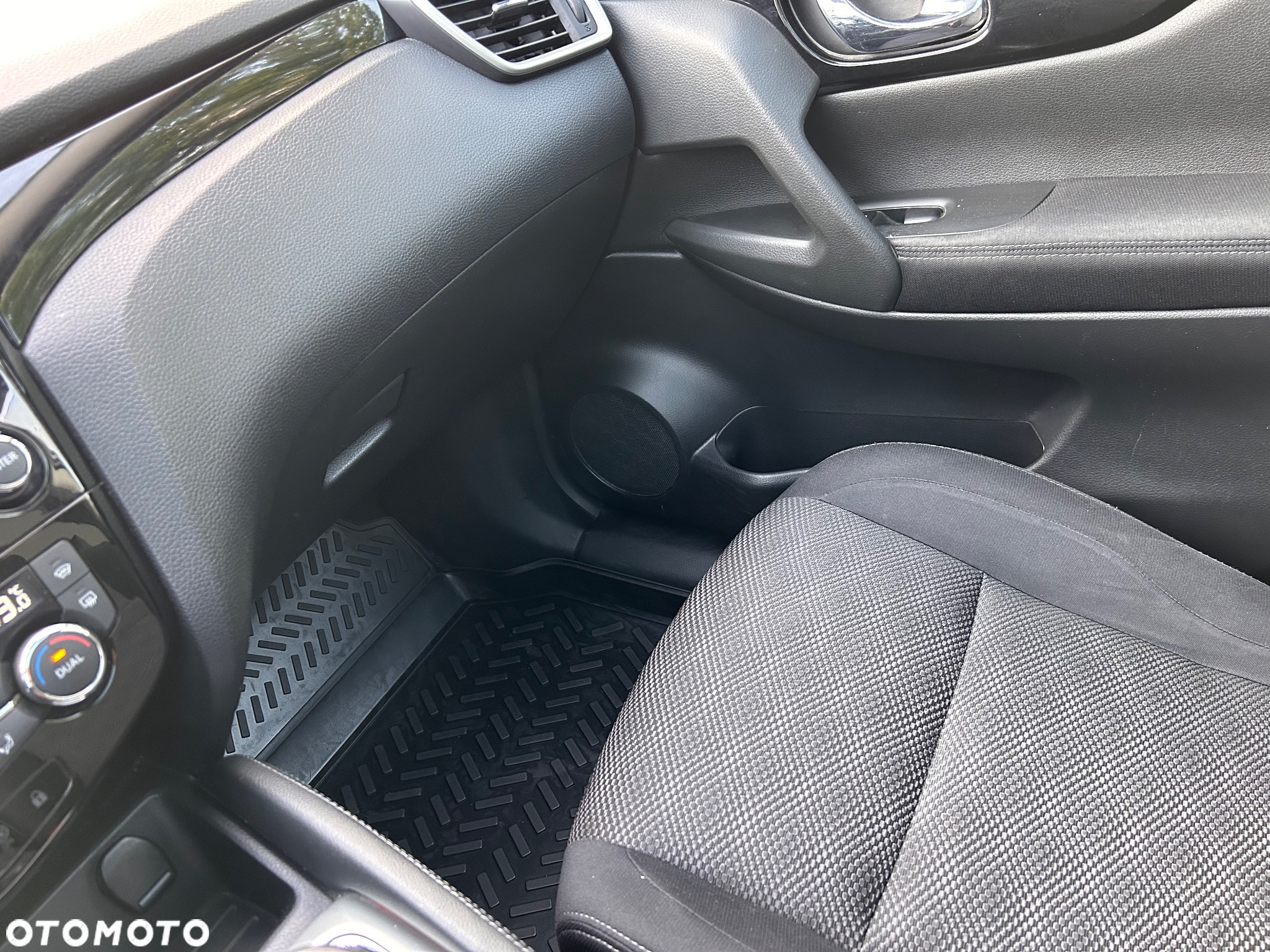 Nissan Qashqai 1.2 DIG-T Tekna - 24