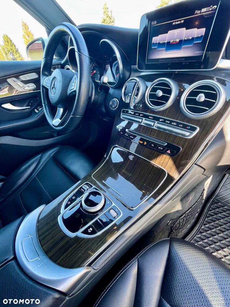 Mercedes-Benz GLC 300 4Matic 9G-TRONIC - 34