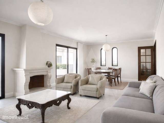 Moradia T4 com excelentes áreas e espaço exterior em Santa Joana - Grande imagem: 3/22