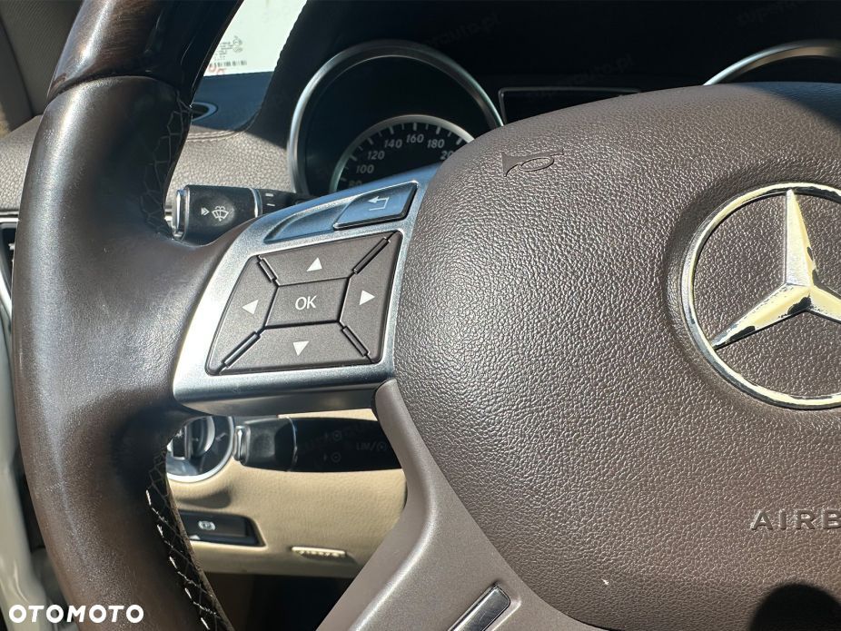Mercedes-Benz GL - 14