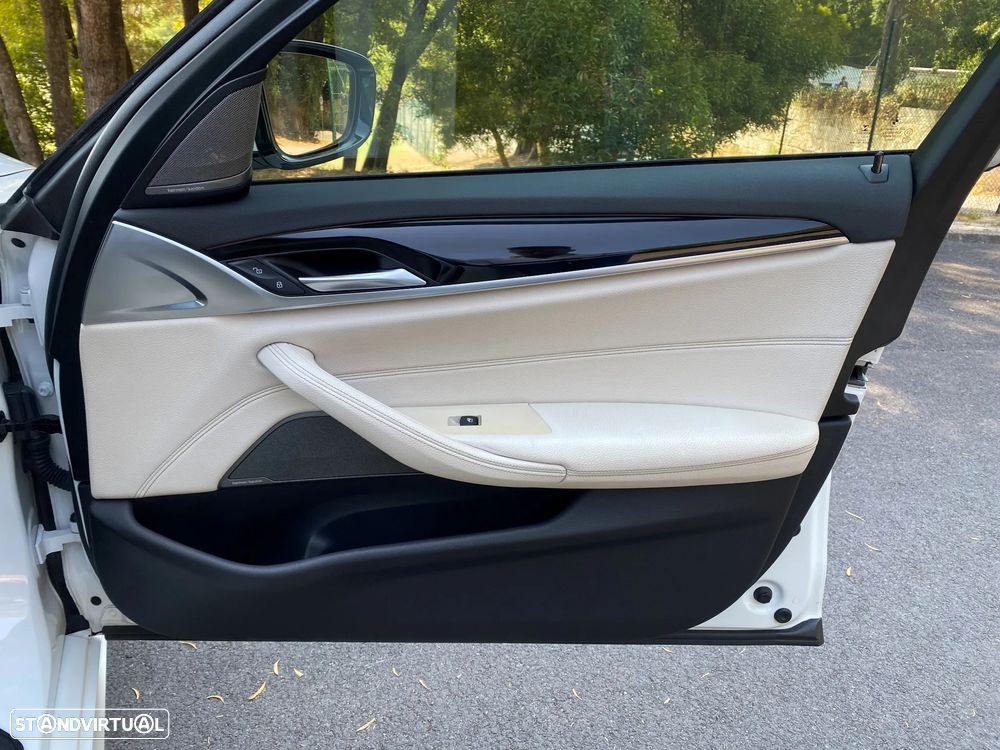 BMW 525 d Pack M Auto - 58