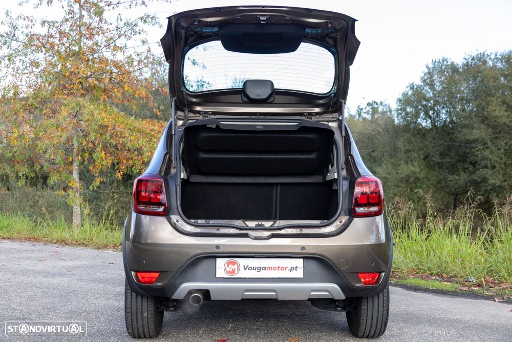 Dacia Sandero 0.9 TCe Stepway - 38