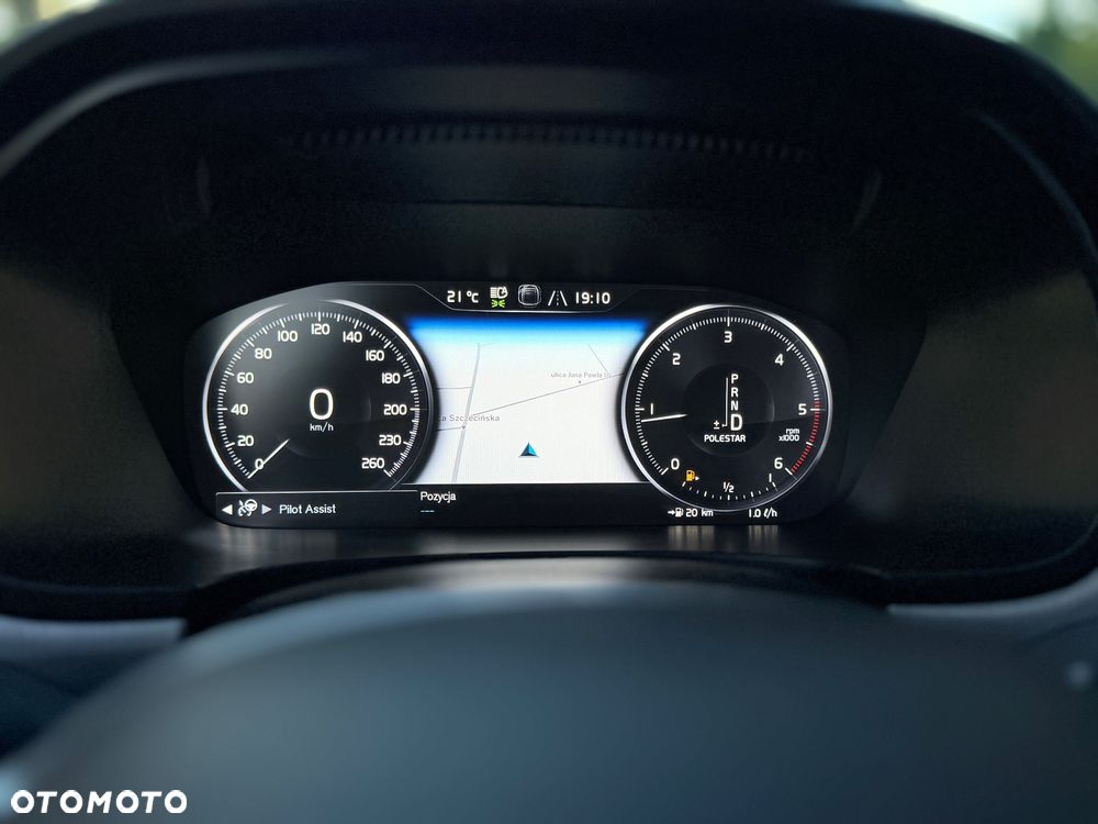 Volvo V90 D4 Geartronic Momentum - 13
