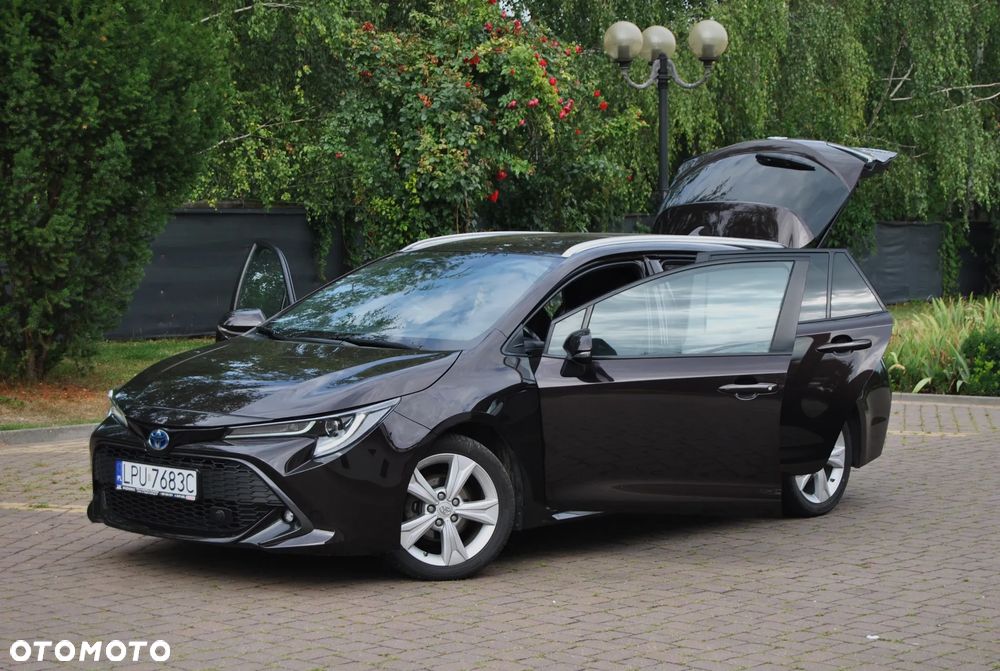 Toyota Corolla 1.8 Hybrid Comfort - 24