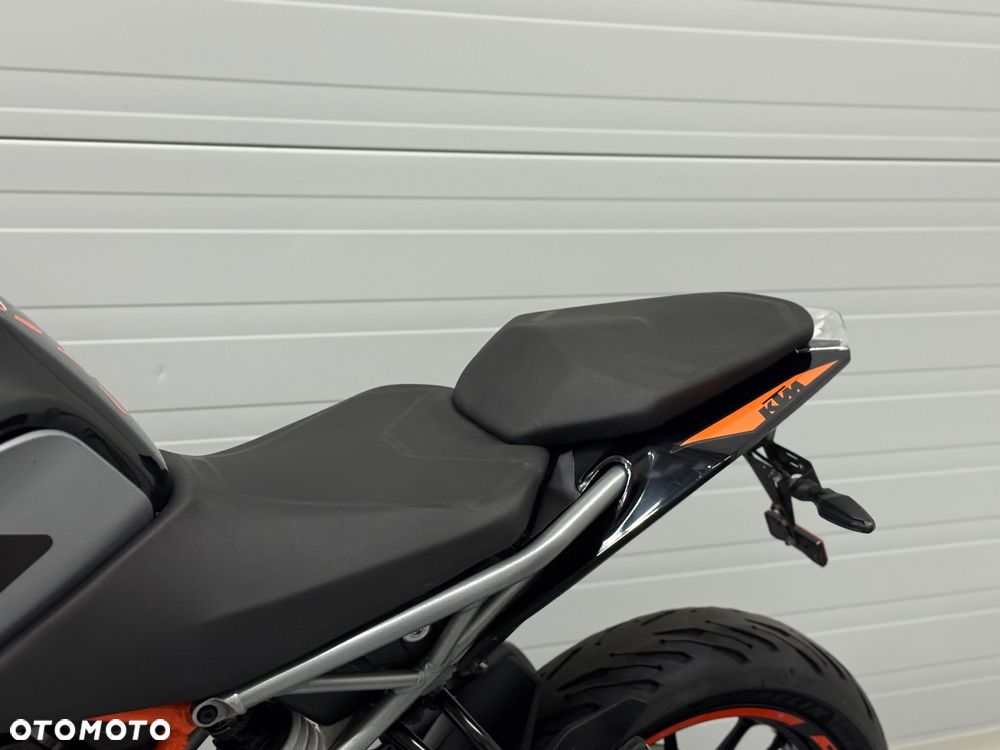 KTM Duke - 16