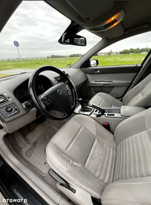 Volvo V50 2.0D Momentum - 7