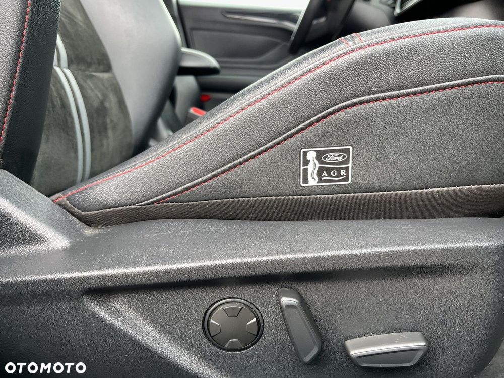Ford Focus - 22