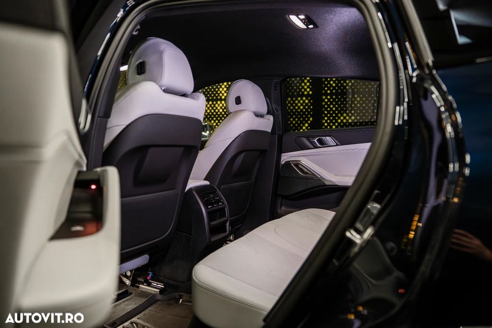 BMW X6 xDrive40i AT MHEV - 18