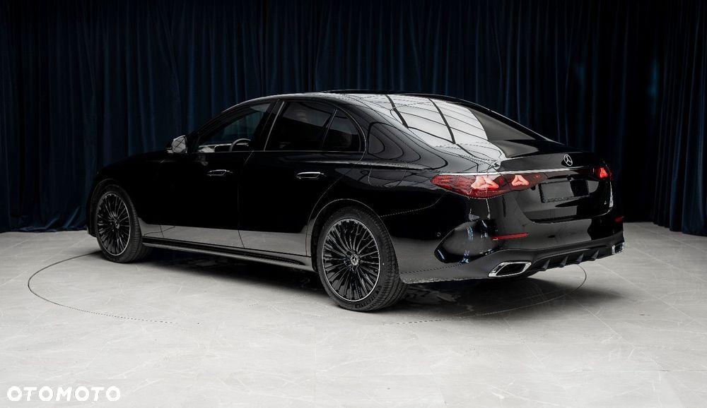 Mercedes-Benz Klasa E 220 d 4-Matic AMG - 4