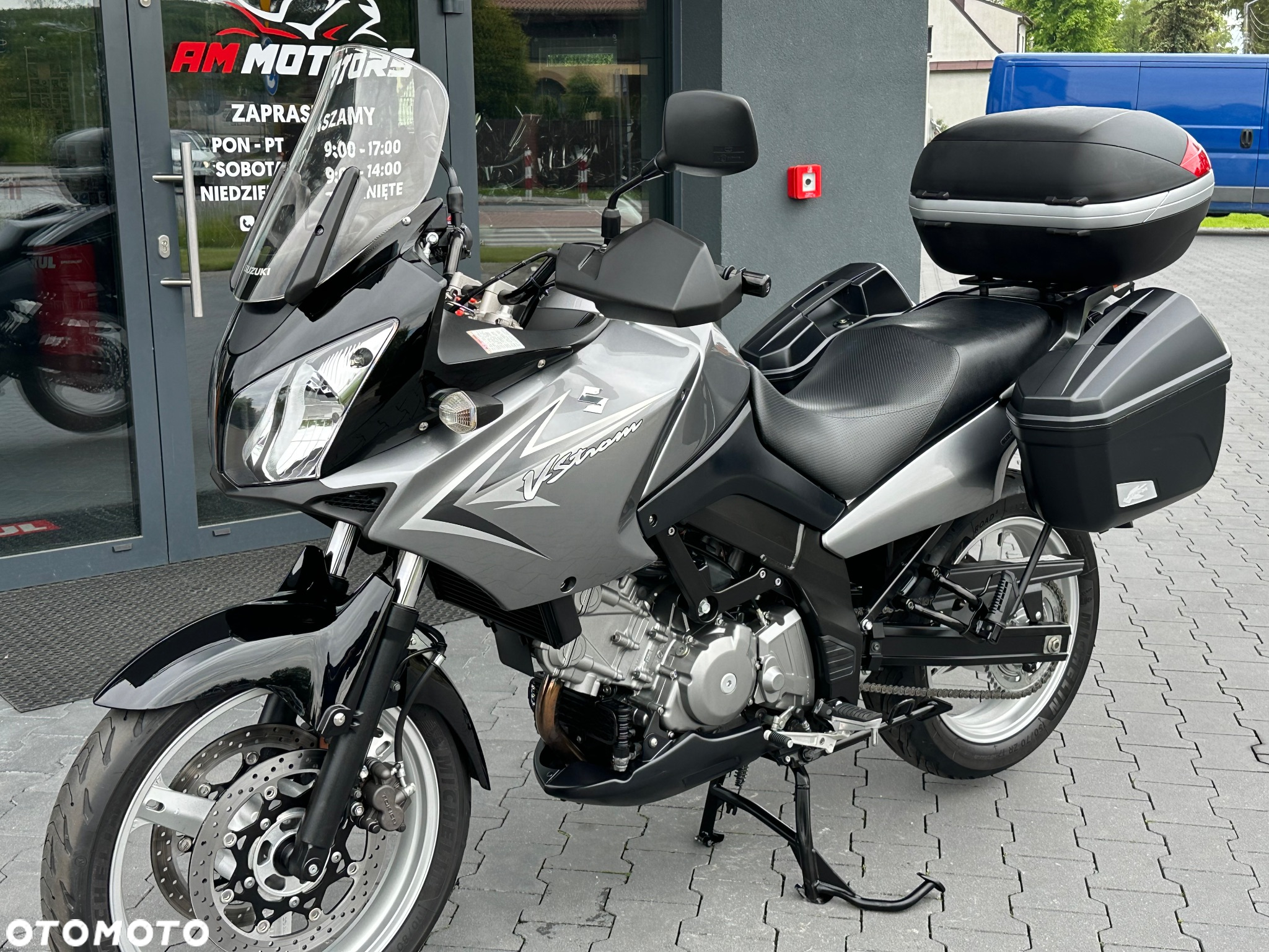 Suzuki V-STROM - 40