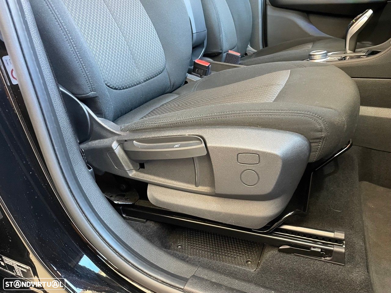 BMW 216 Active Tourer d Advantage Auto - 43