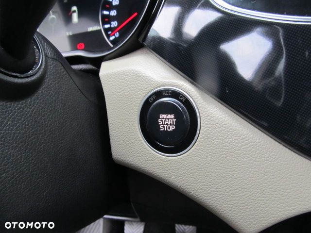 Kia Carens 2.0 GDI Spirit - 29