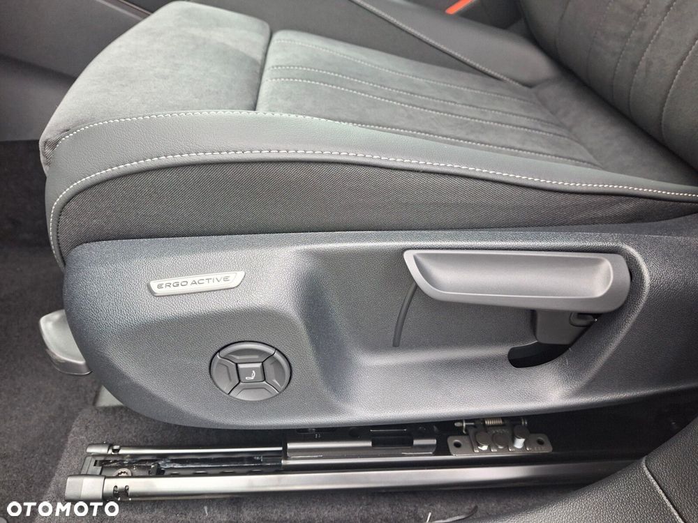 Volkswagen T-Roc 1.5 TSI Style DSG - 10