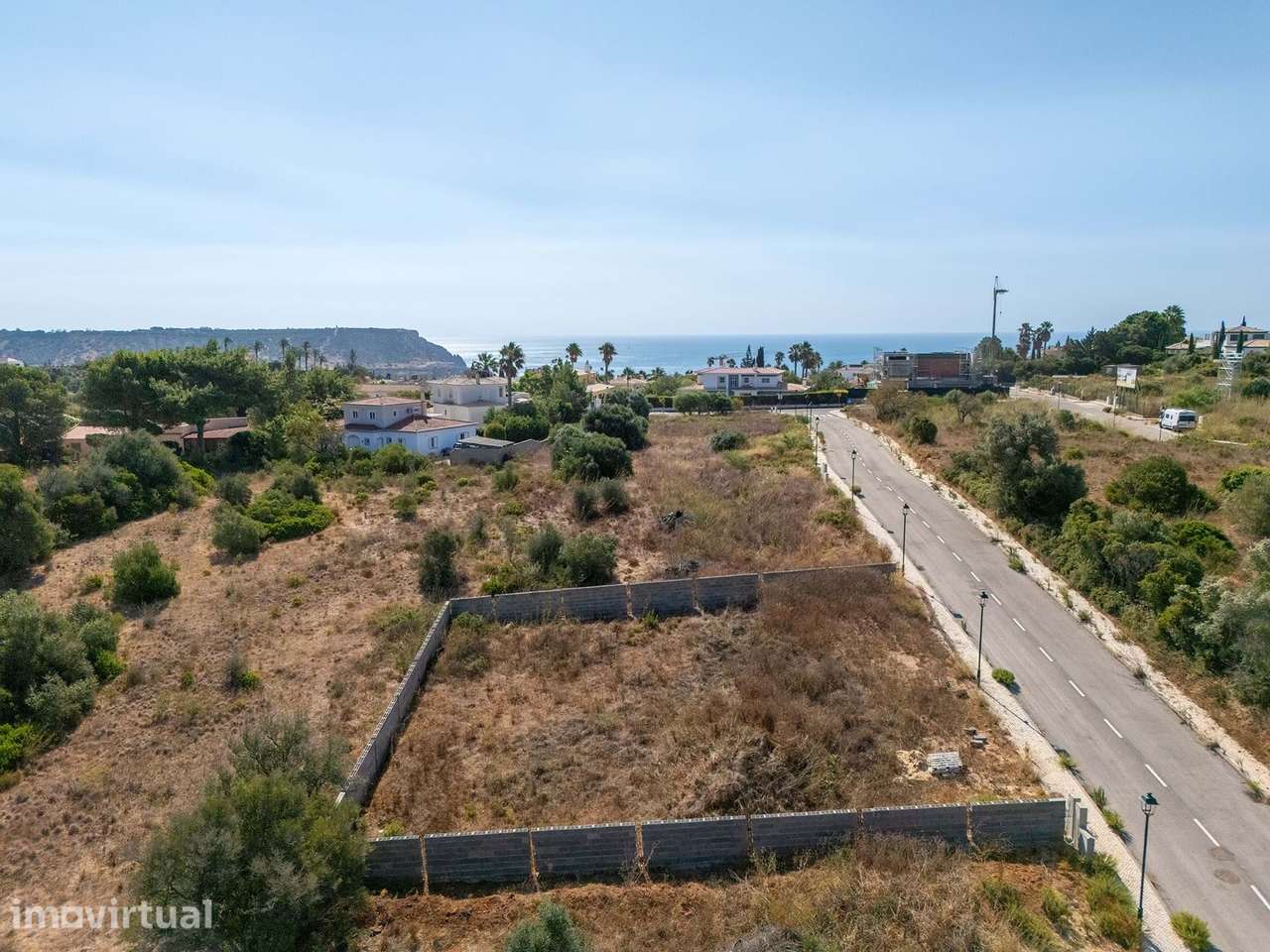 FANTÁSTICO TERRENO URBANO PARA CONSTRUÇÃO PARA VENDA EM MONTE LEMOS, P - Grande imagem: 2/7