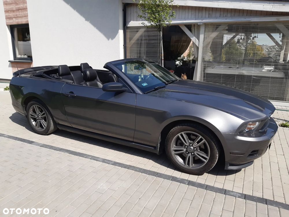 Ford Mustang 3.7 V6 Premium - 5
