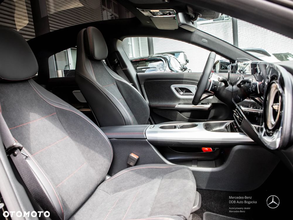 Mercedes-Benz CLA 200 mHEV 8G-DCT - 7