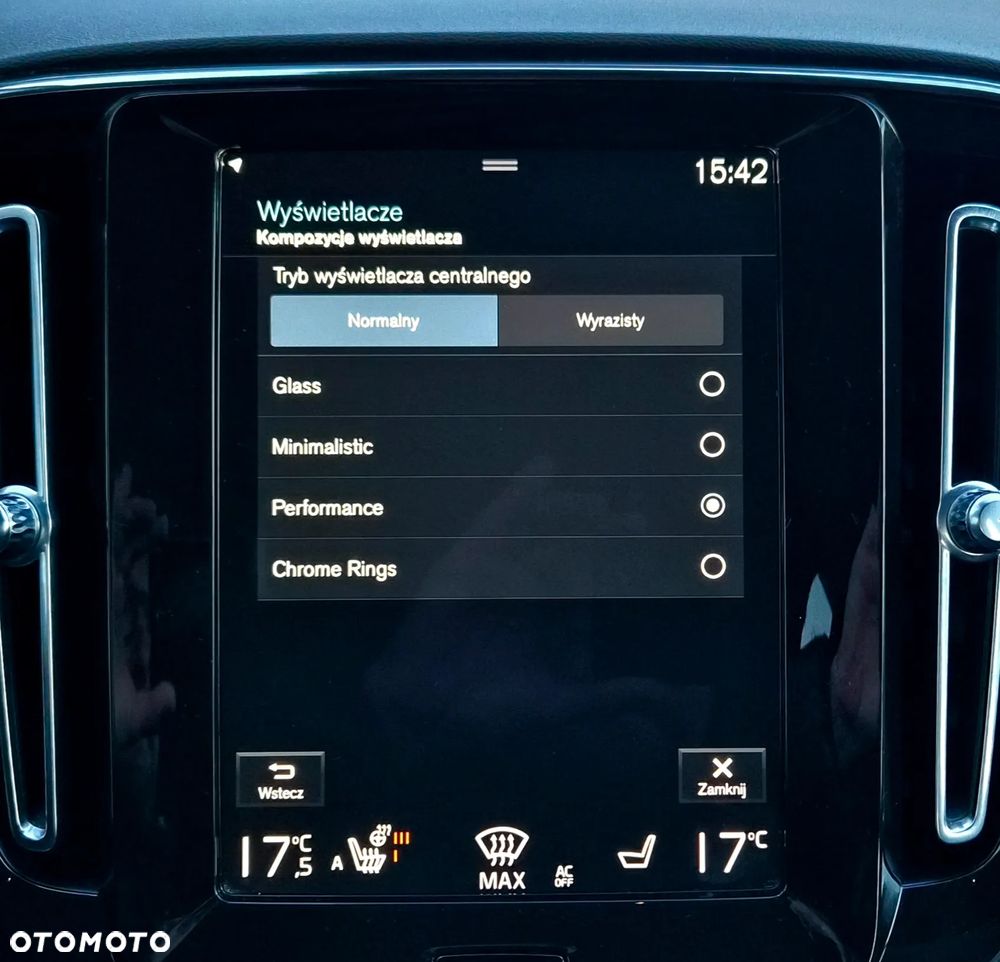 Volvo XC 40 T3 Geartronic Momentum Pro - 32