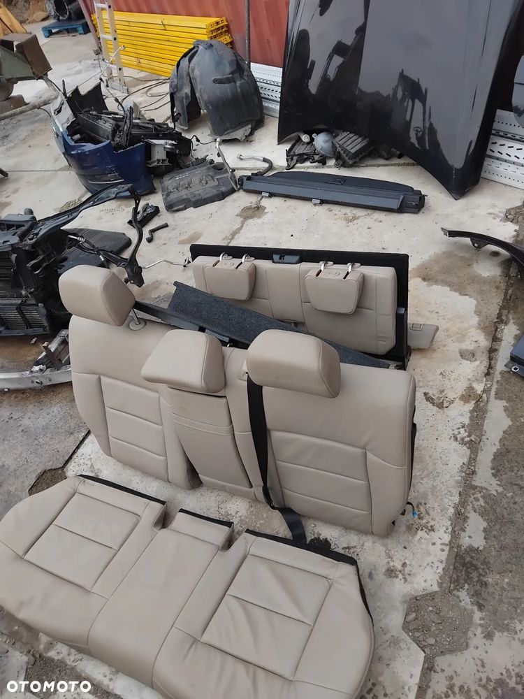 Fotele kanapy Mercedes W212 kombi 7-osobowy - 2
