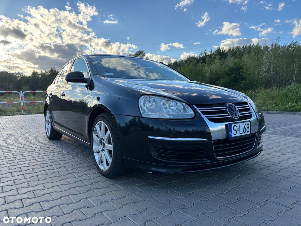 Volkswagen Jetta 1.9 TDI Comfortline - 3