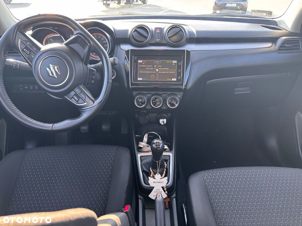 Suzuki Swift 1.2 Dualjet SHVS Premium Plus - 5