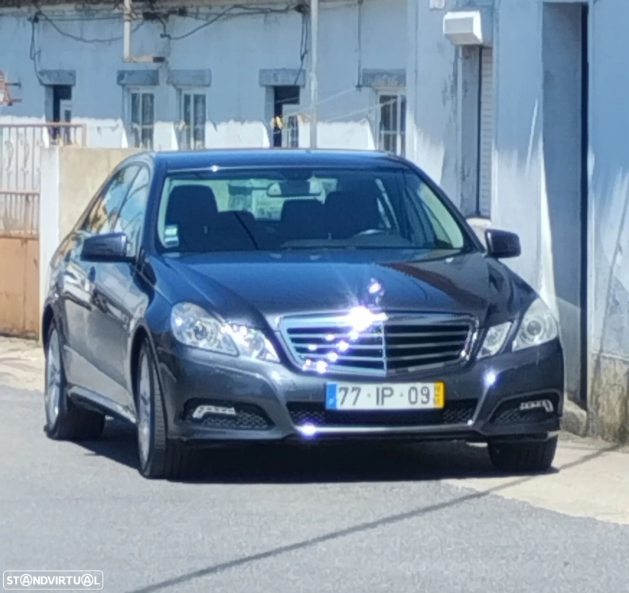Mercedes-Benz E 250 CDi Avantgarde BlueEfficiency - 1