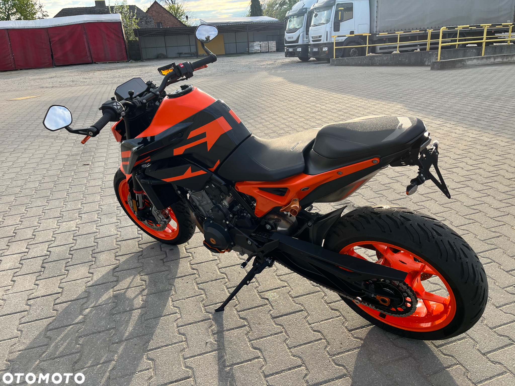 KTM Duke - 19