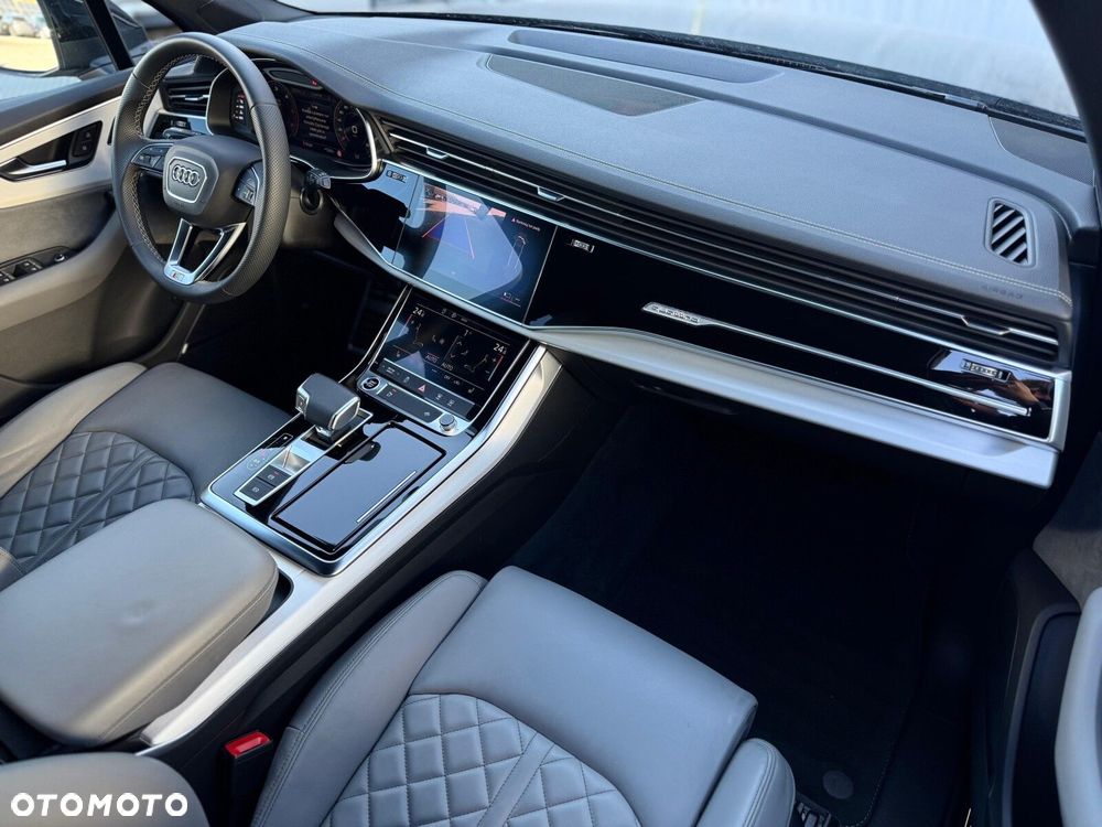 Audi Q7 - 16