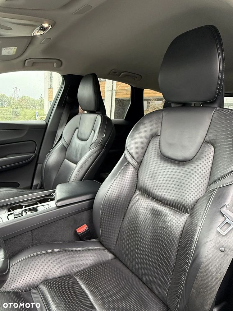 Volvo XC 60 - 11