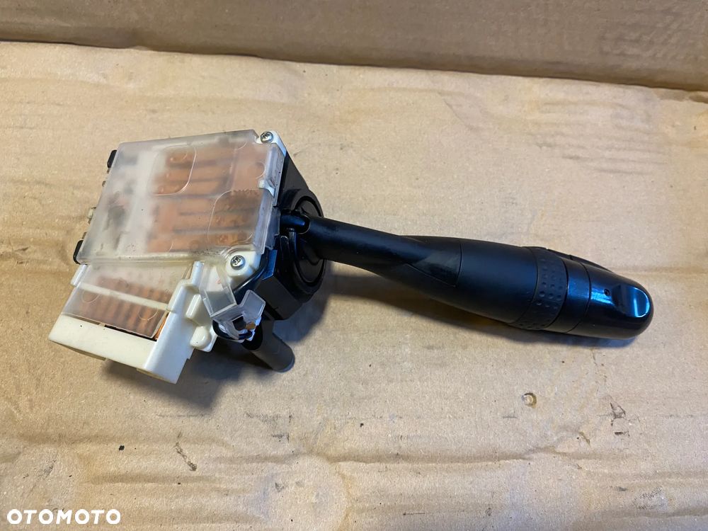 Przełącznik świateł Opel Agila B Yaris II SX4 OE - 2