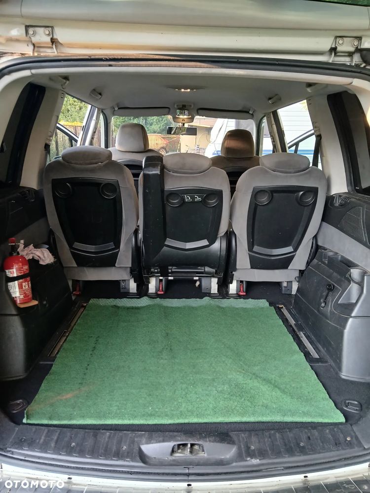 Citroën C8 2.0 HDi Exclusive - 8