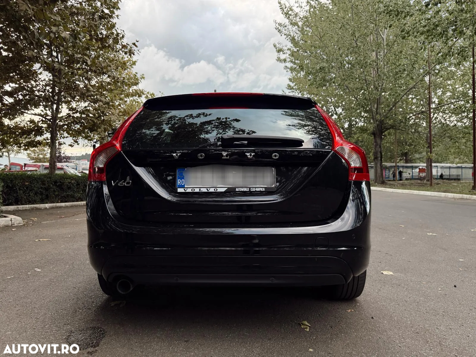 Volvo V60 D2 ECO Start-Stop Momentum - 13