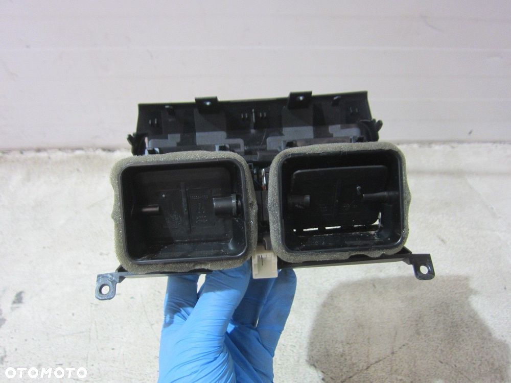 BMW X5 F15 F16 KRATKA NAWIEWU WENTYLACYJNA ŚRODKOWA TYLNA TYŁ 64229252013 - 6