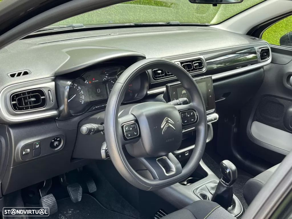 Citroën C3 1.2 PureTech Shine - 3