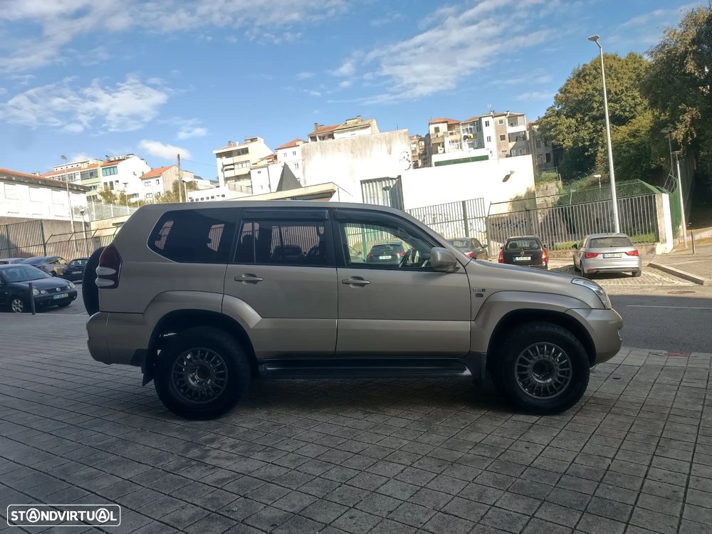 Toyota Land Cruiser D-4D Executive - 6