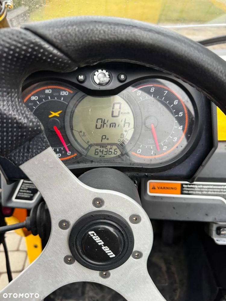 Can-Am Maverick - 10