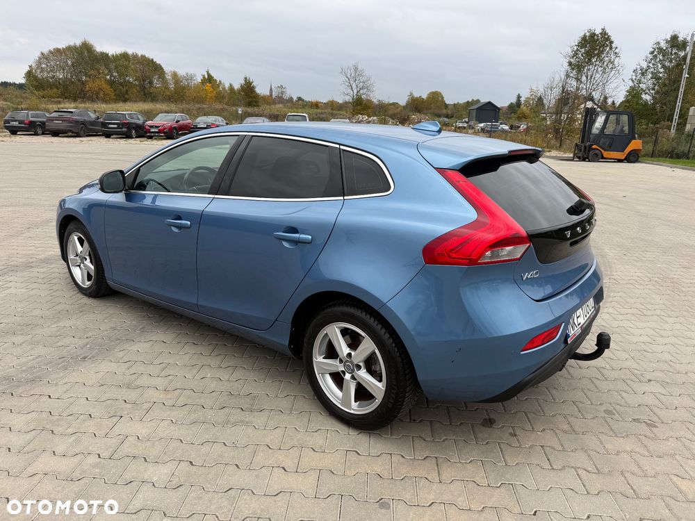 Volvo V40 D2 Momentum - 5