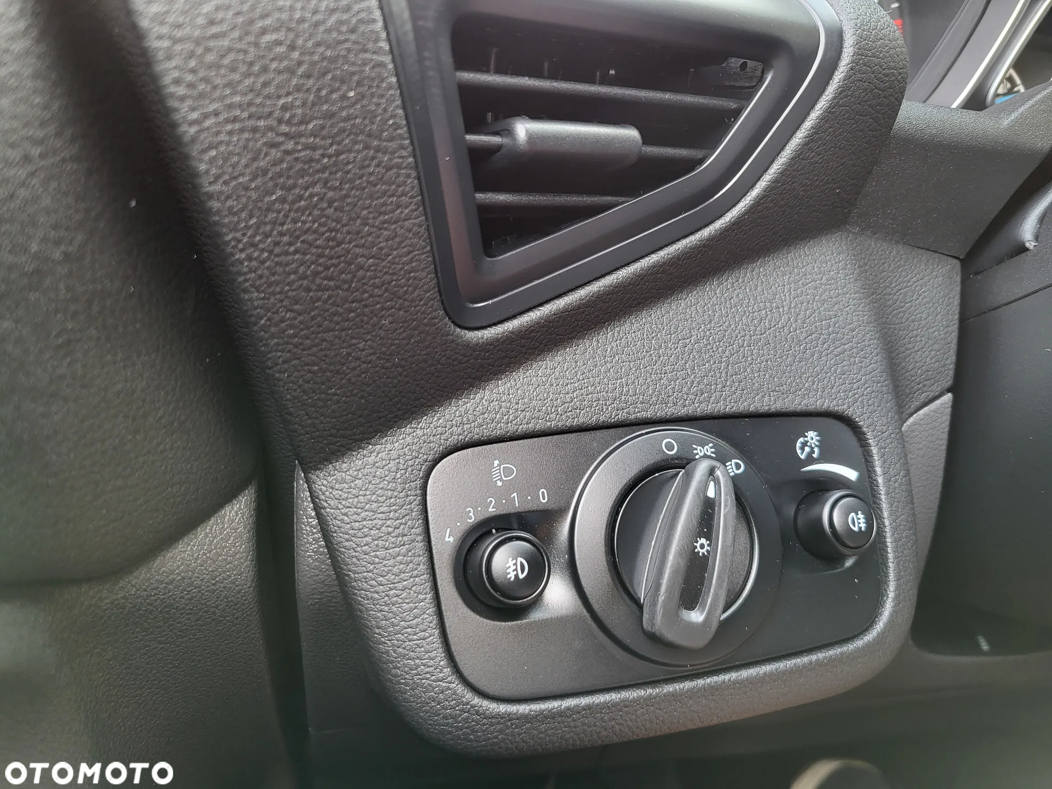 Ford C-MAX - 34
