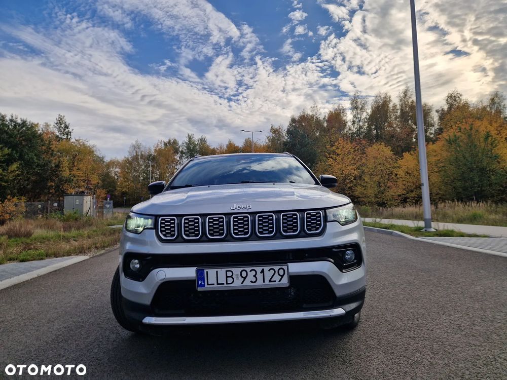 Jeep Compass - 8