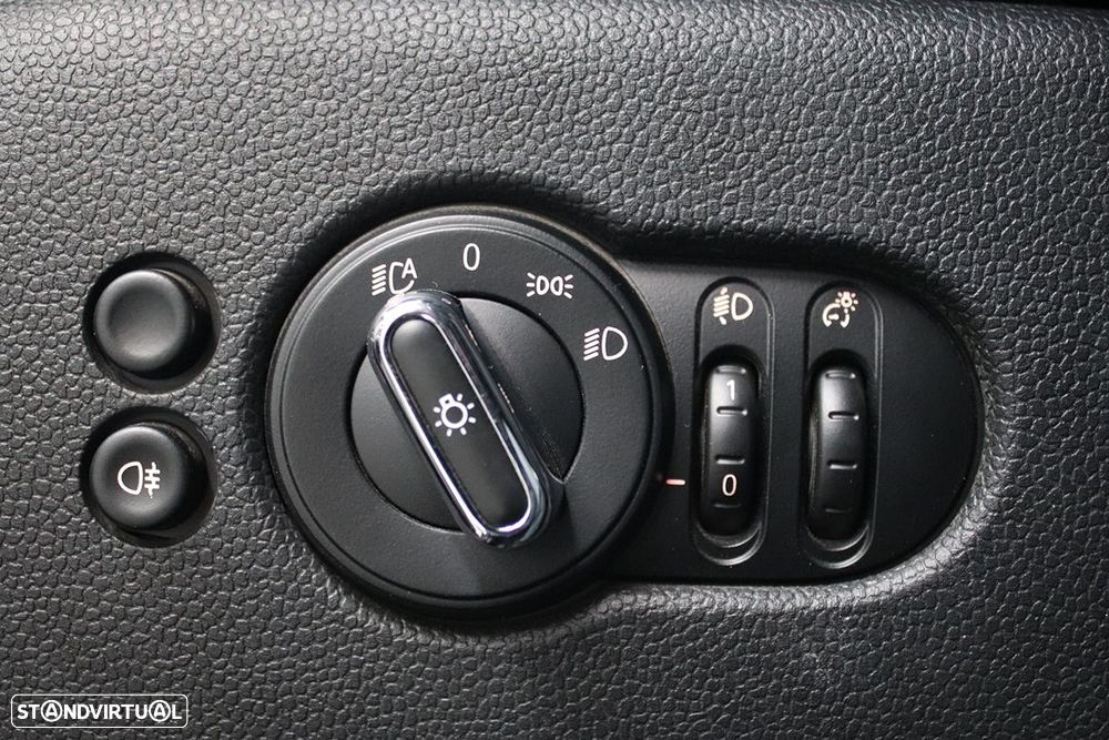 MINI Cabrio Cooper Auto - 18