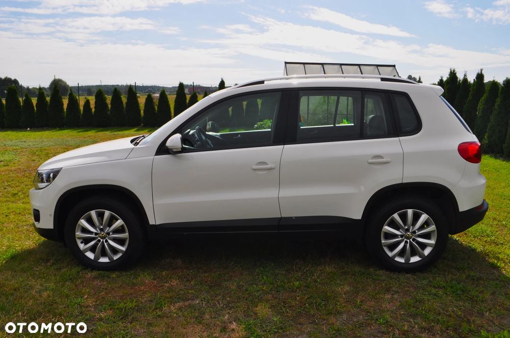 Volkswagen Tiguan 2.0 TDI DPF BlueMotion Technology Exclusive - 4