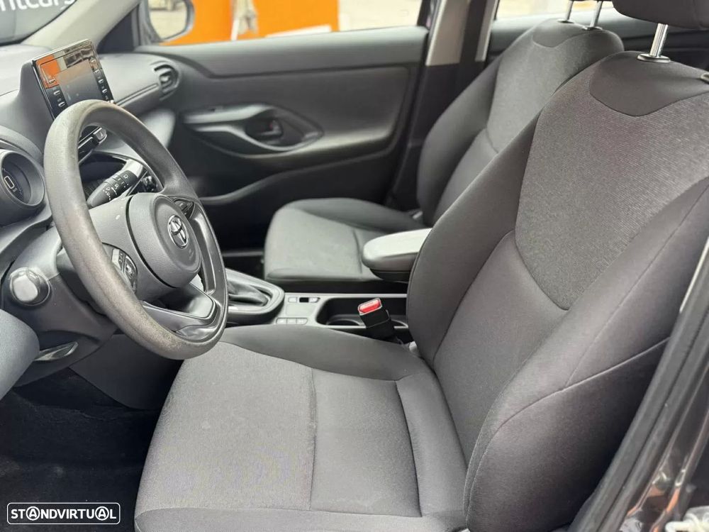 Toyota Yaris Cross 1.5 HDF Comfort - 4